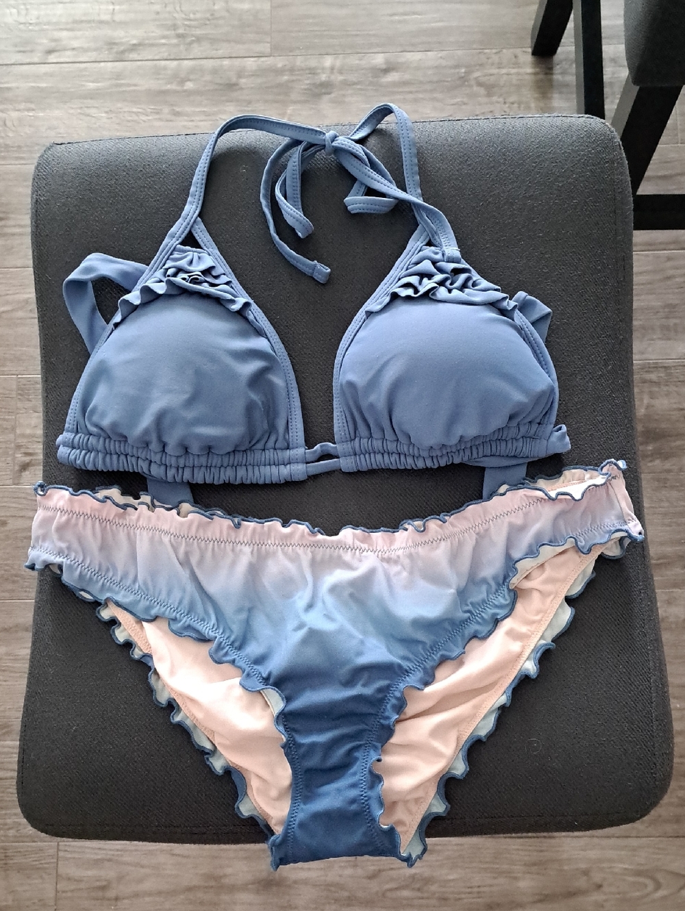 Xhilaration Blue Ombre Ruffle Triangle Bikini